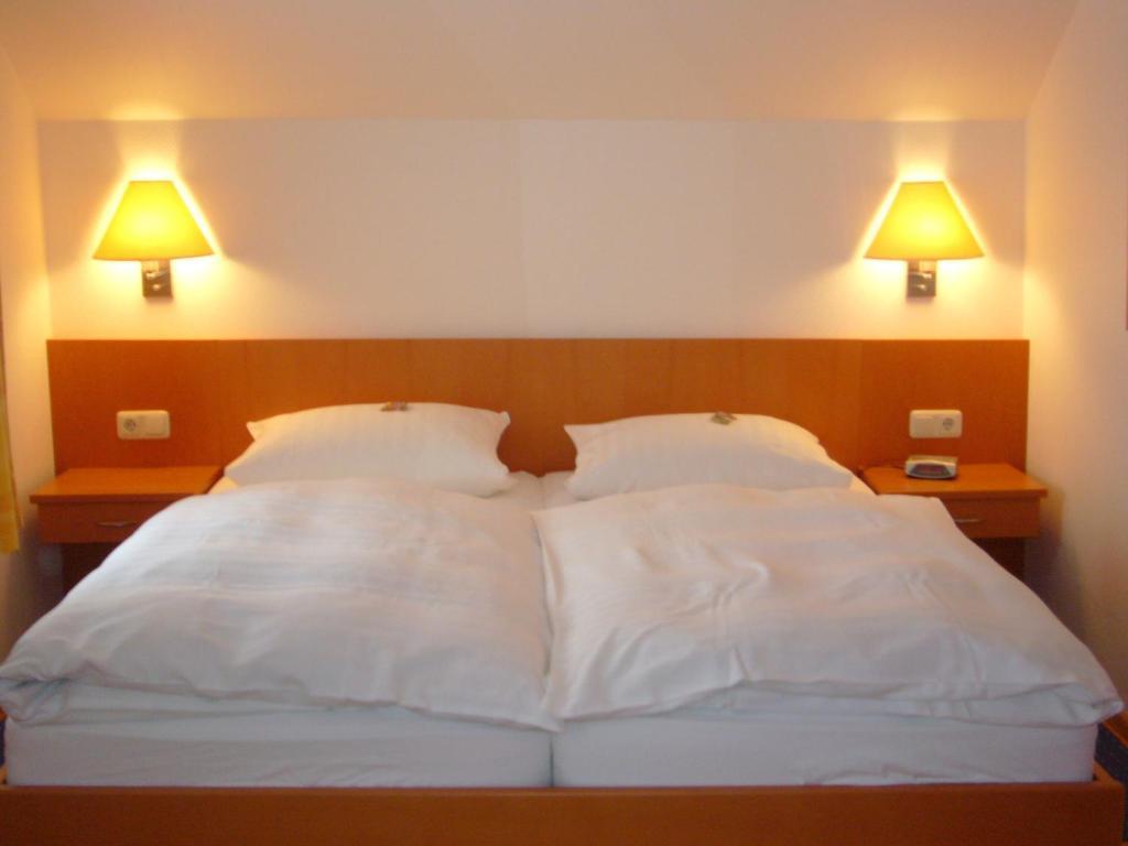 Hotel Deutsches Haus كاوب الغرفة الصورة