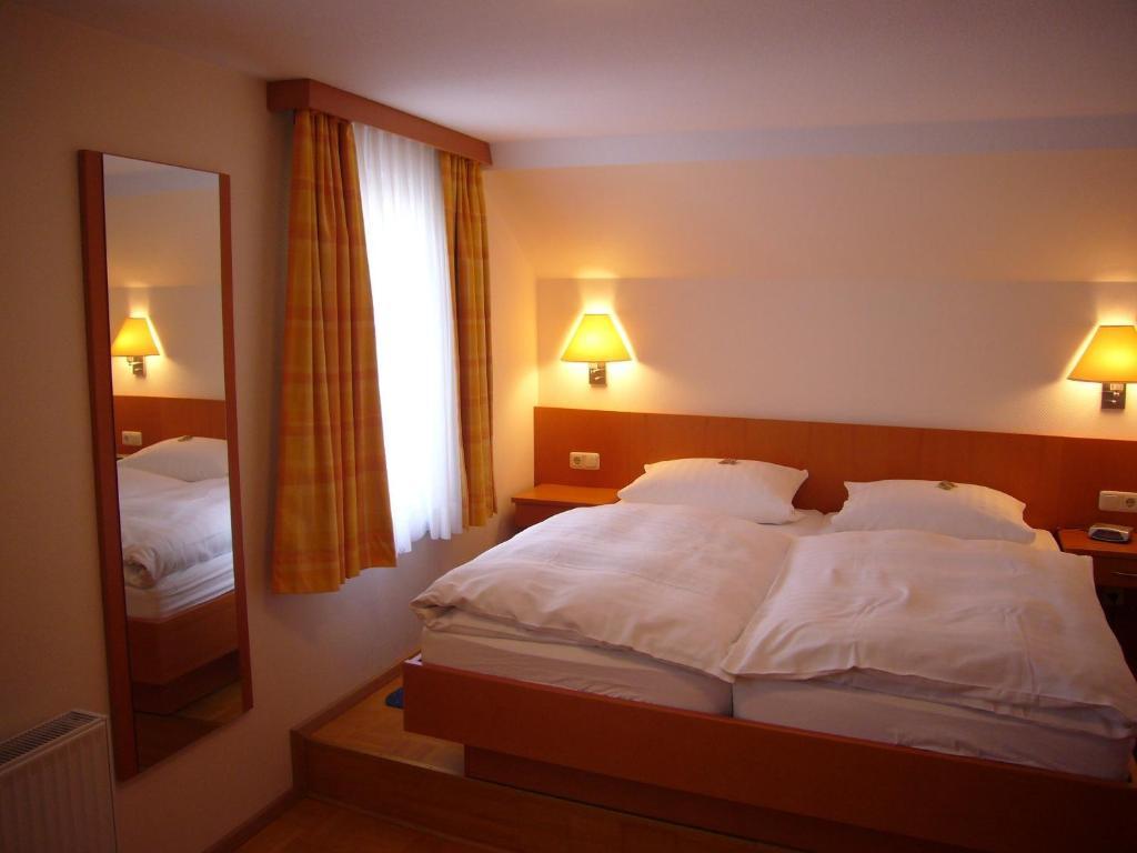 Hotel Deutsches Haus كاوب الغرفة الصورة